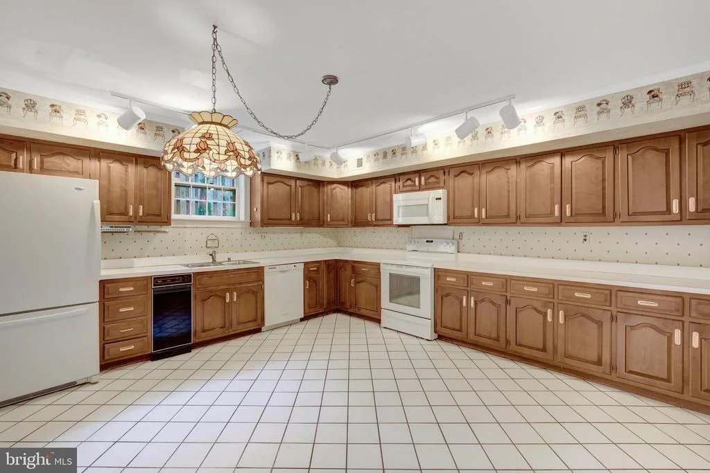 Photo of 1468 HIGHWOOD DRIVE