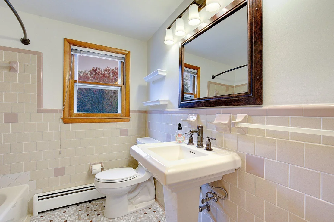 Photo of 818 CEDARCROFT DRIVE