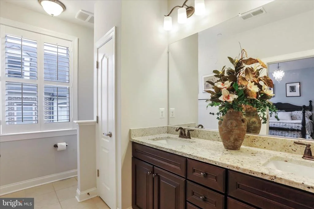 Photo of 20 MAXWELL SQUARE