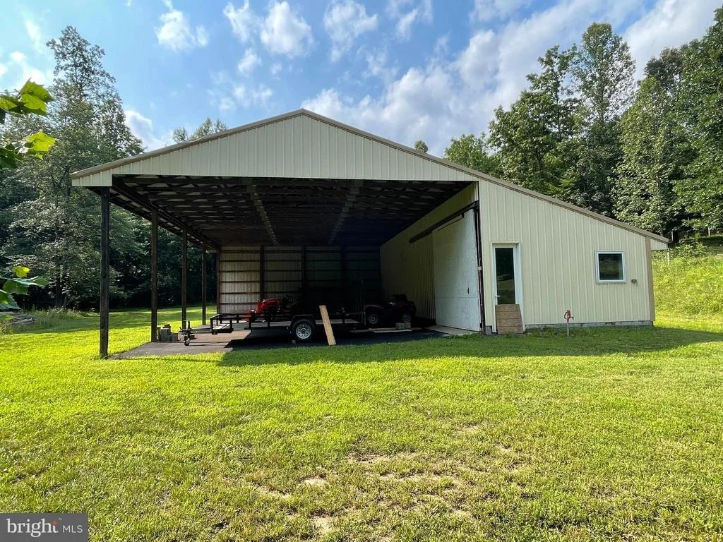 Photo of 1225 MIDDLE RIVER ROAD
