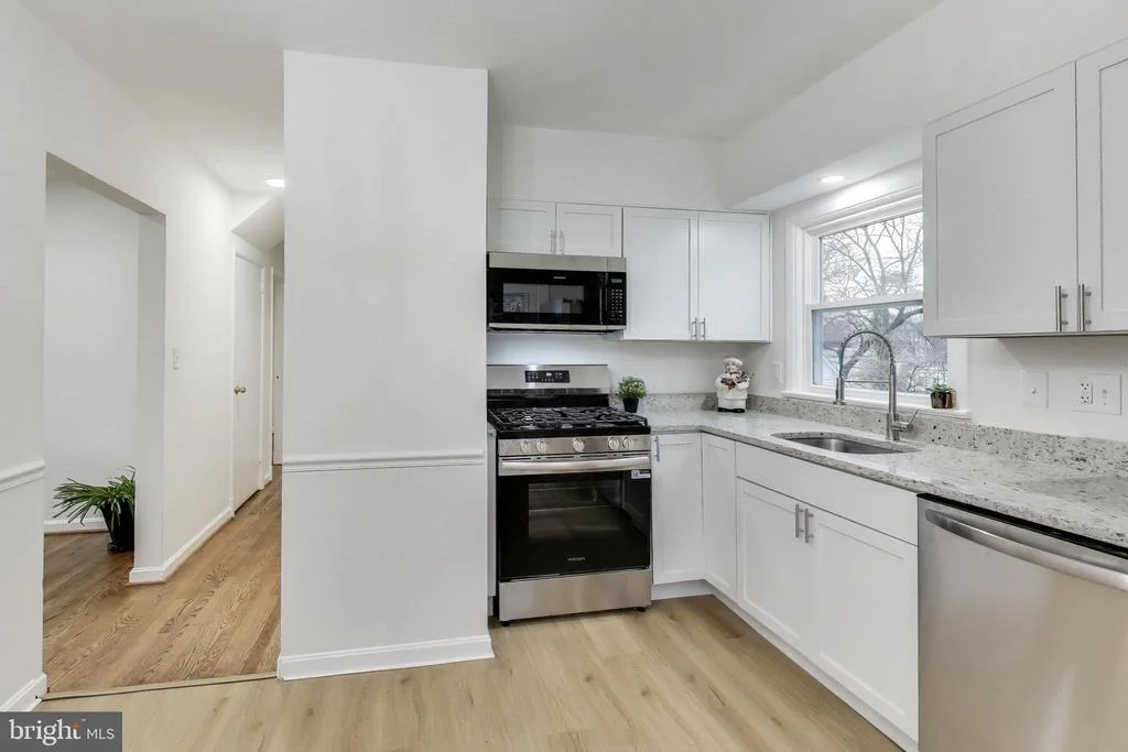 Photo of 11209 MIDVALE ROAD