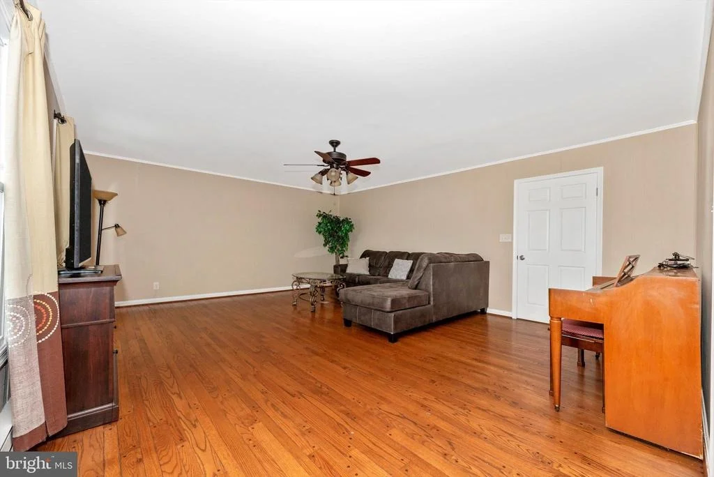 Photo of 23805 STRINGTOWN ROAD
