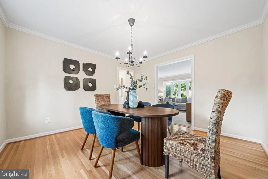 Photo of 8522 FAIRBURN DRIVE