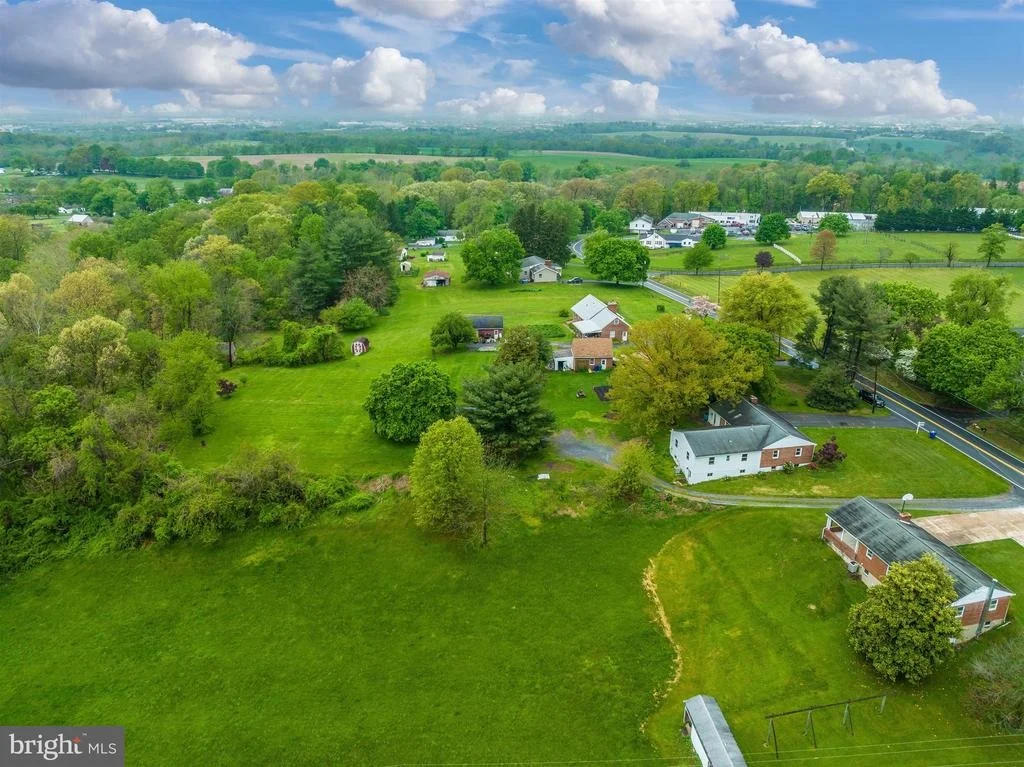 Photo of 8123 BALL ROAD
