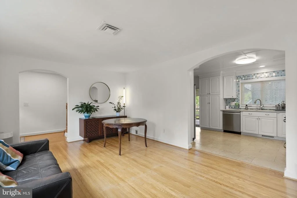 Photo of 10301 CRESTMOOR DRIVE