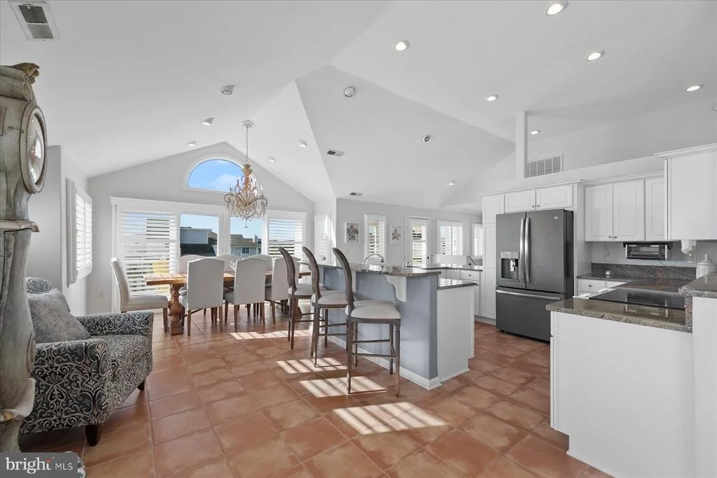 Photo of 36764 BAYSIDE DRIVE