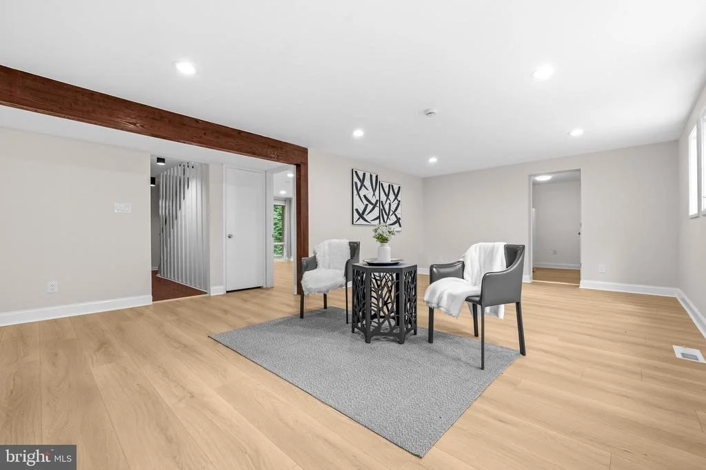 Photo of 9416 HOLBROOK LANE