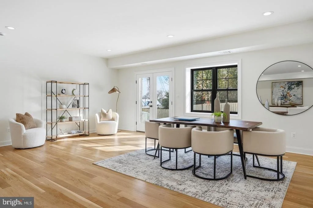 Photo of 6512 WILLIAMSBURG BOULEVARD