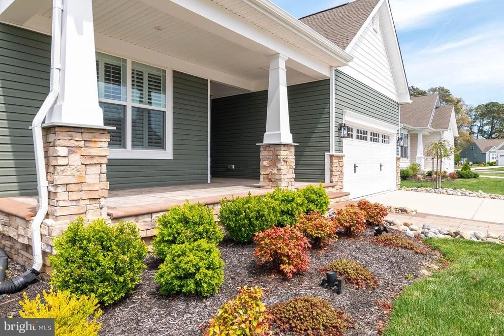 Photo of 25087 TREEVIEW LANE