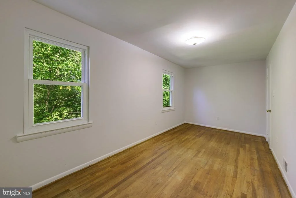 Photo of 3 LAKESIDE DRIVE