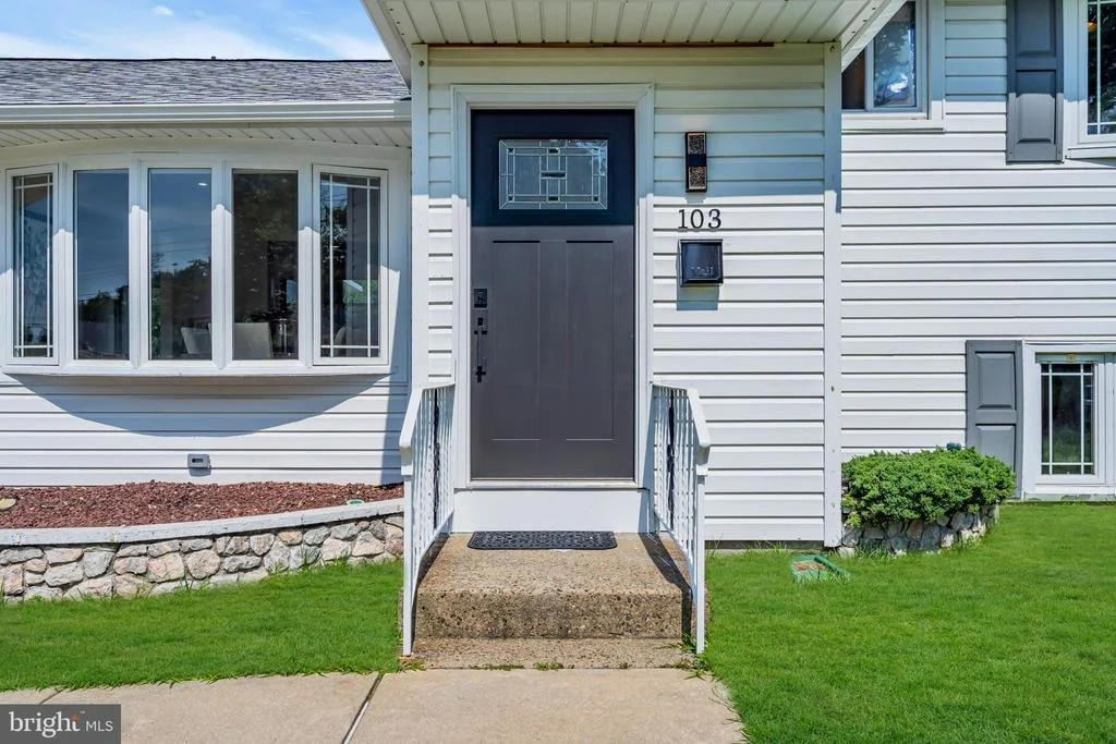 Photo of 103 CARVER DRIVE