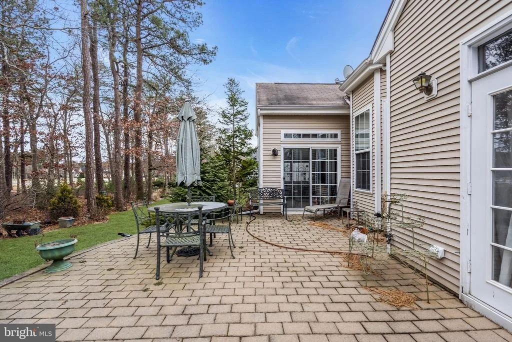 Photo of 121 GOLF VIEW DRIVE