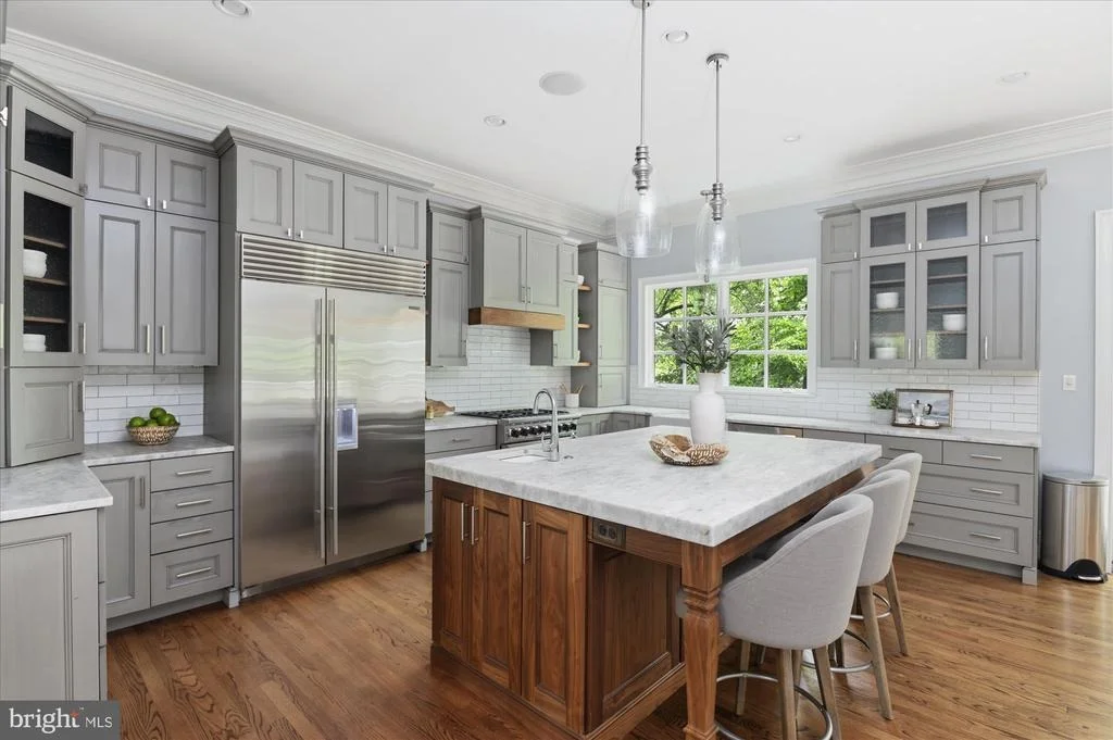 Photo of 4115 40TH PLACE N