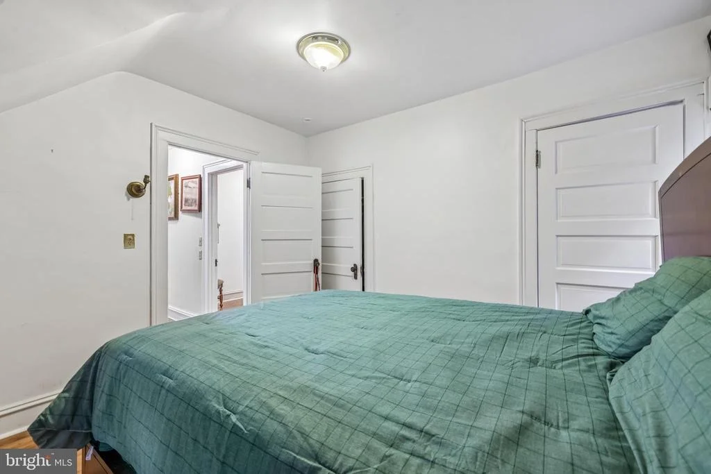 Photo of 2616 TALBOT ROAD