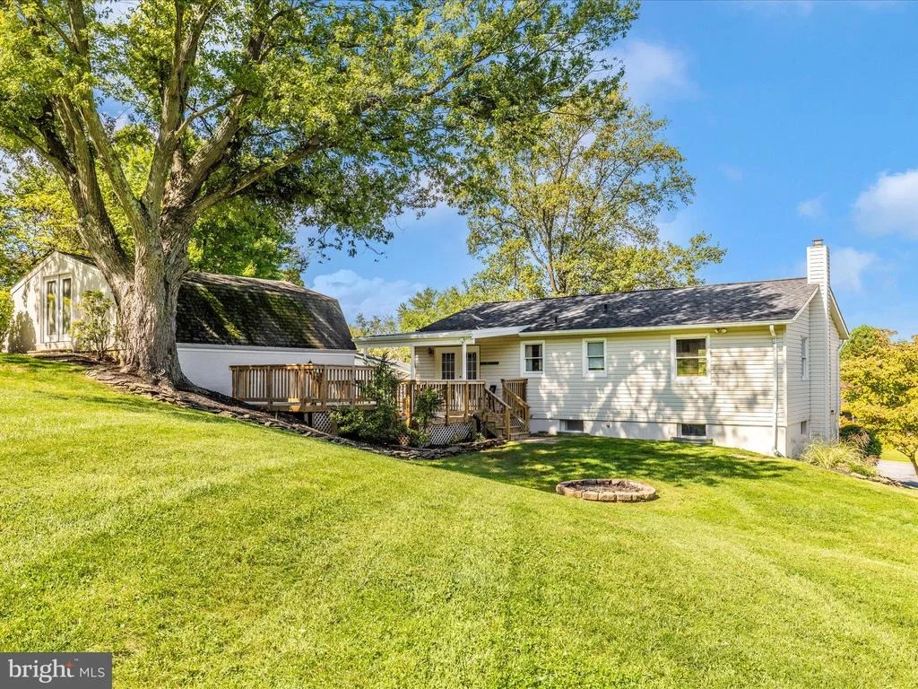 Photo of 7291 BEECHTREE LANE