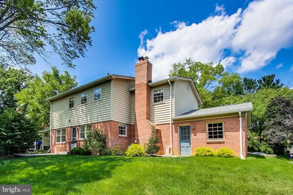 Photo of 12131 DAVID DRIVE