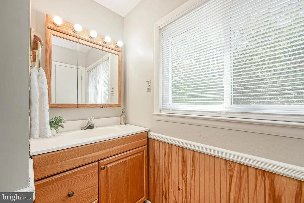 Photo of 1016 EAGLE LANE