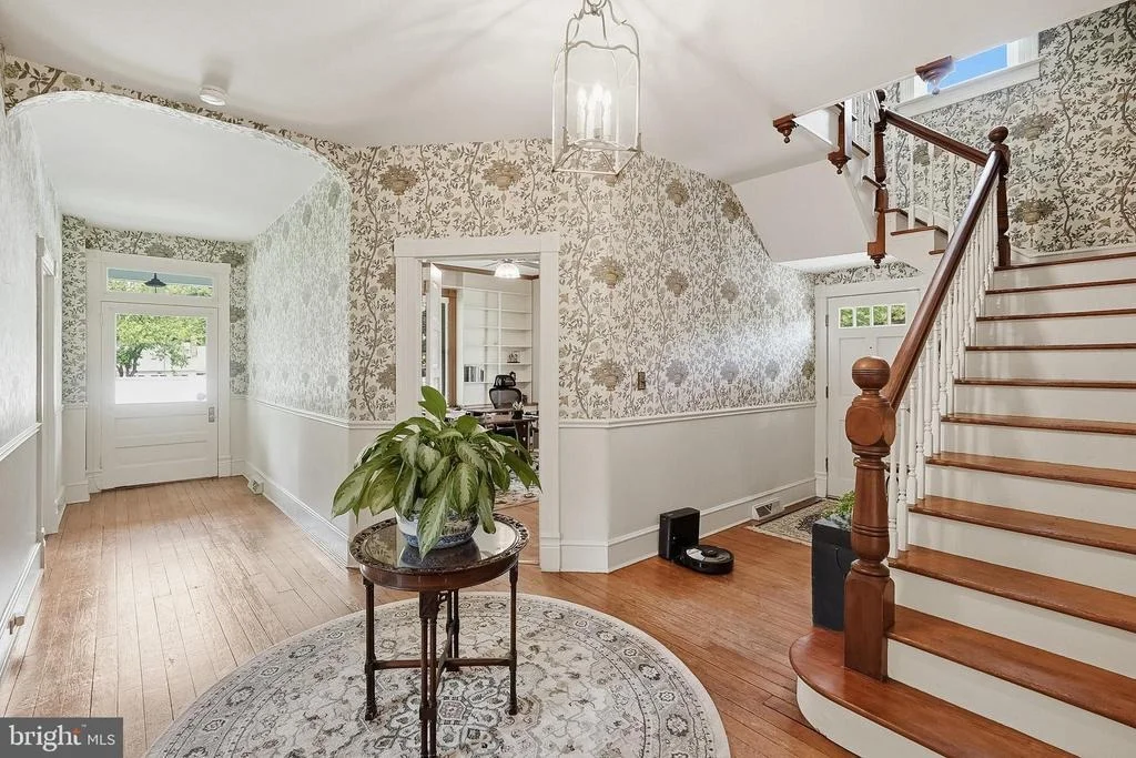 Photo of 9026 SUDLEY ROAD