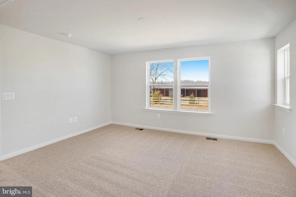 Photo of 611 CLOVER LANE