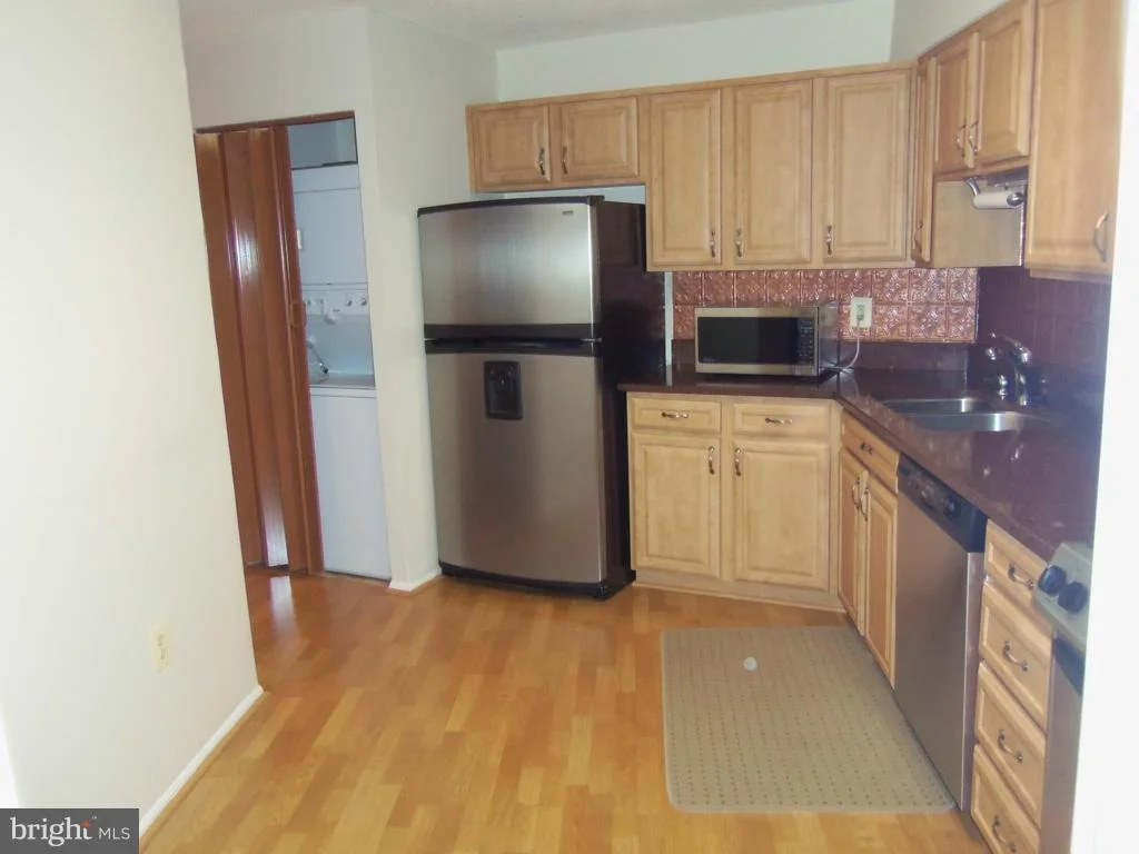 Photo of Unit 3218 at 15115 INTERLACHEN DRIVE