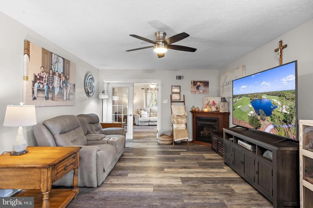 Photo of 256 VALLEY FORGE DRIVE