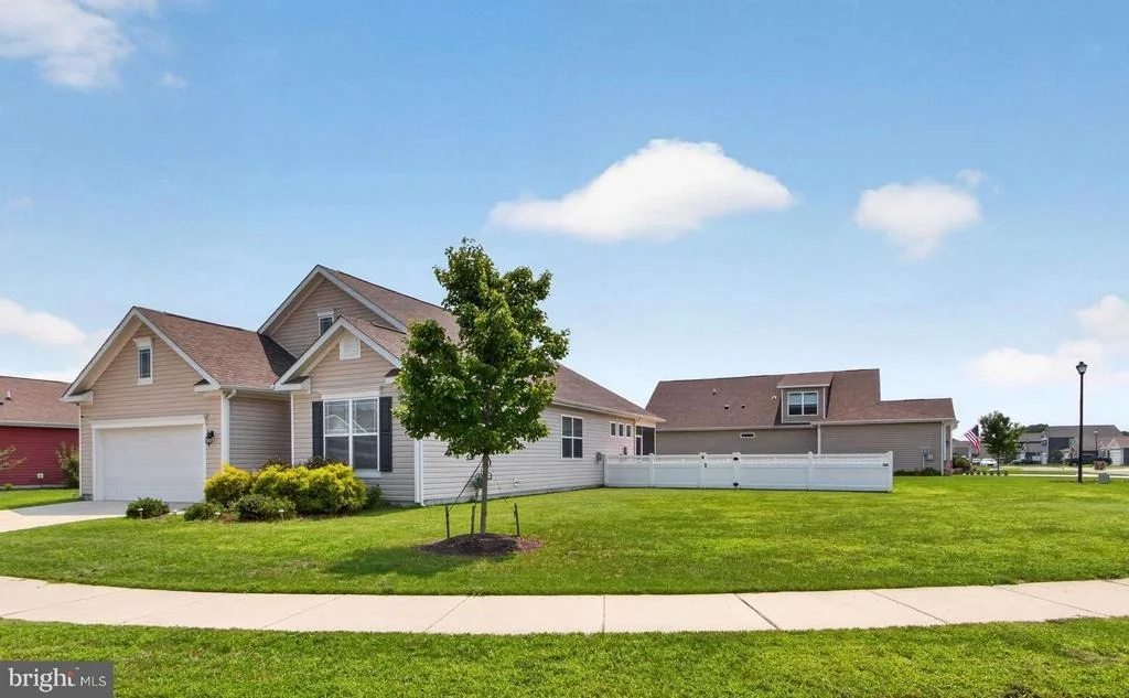 Photo of 20583 SMITHFIELD CIRCLE
