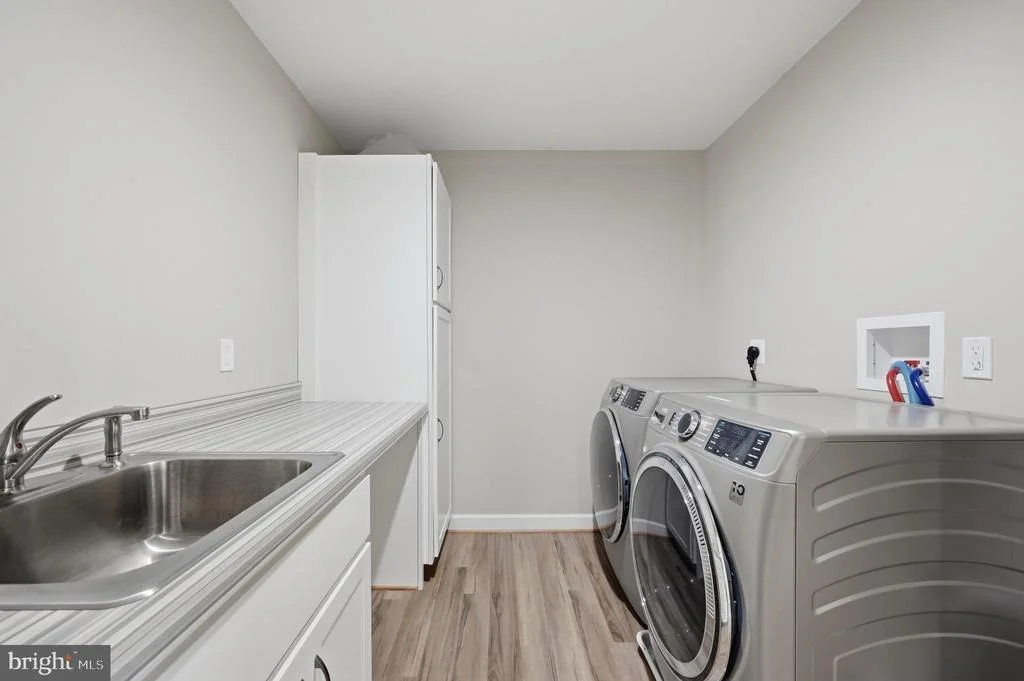 Photo of 295 KING LEAR DRIVE