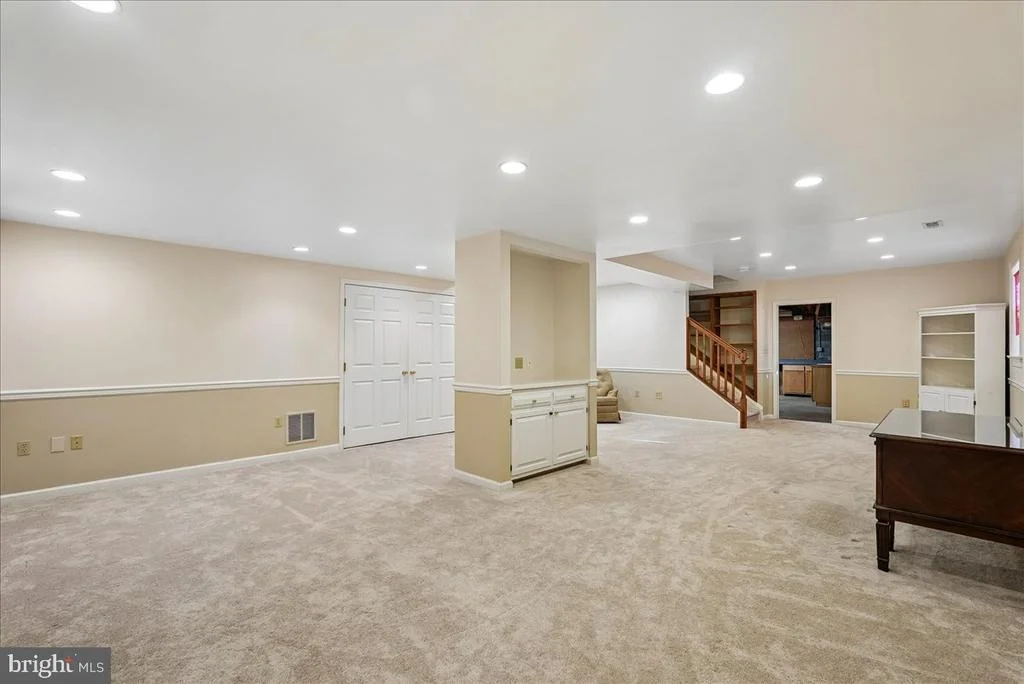 Photo of 8101 SUNDOWN LANE
