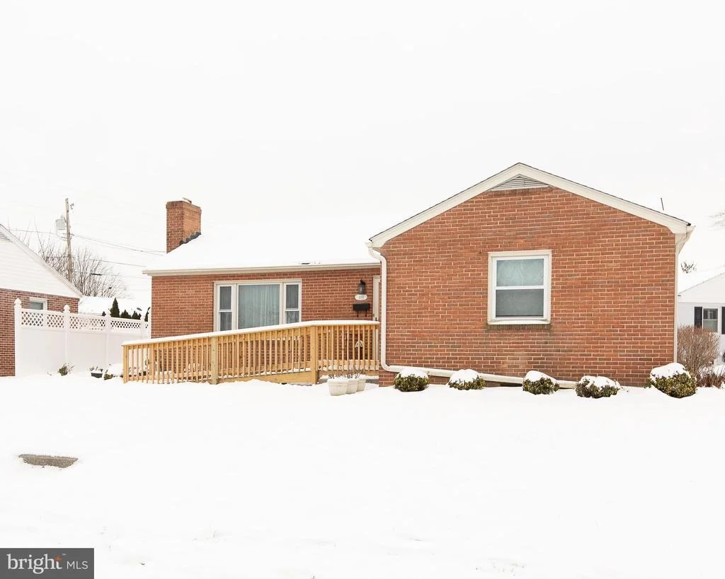 Photo of 400 DELAWARE ROAD