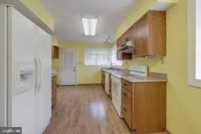 Photo of 321 SOUTHWEST DRIVE