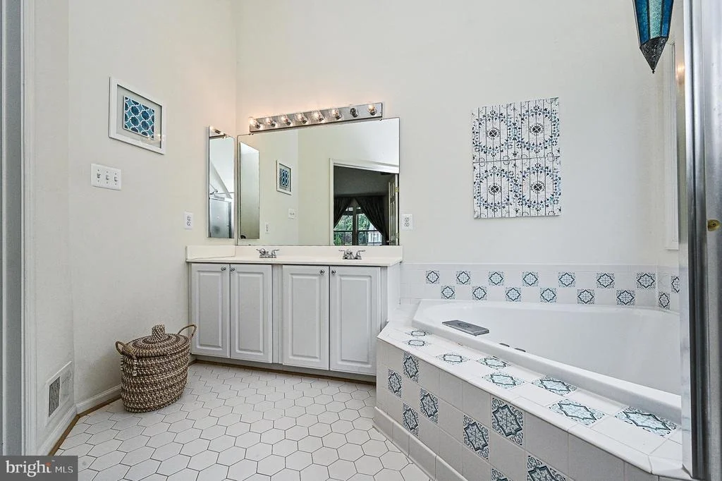 Photo of 6803 SILVER ANN DRIVE