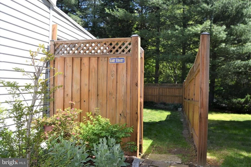 Photo of 613 BAY GREEN DRIVE