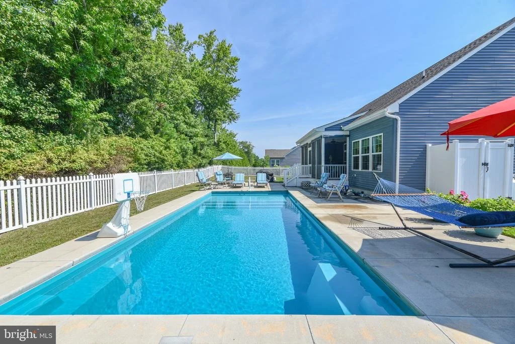 Photo of 33112 OGRE DRIVE
