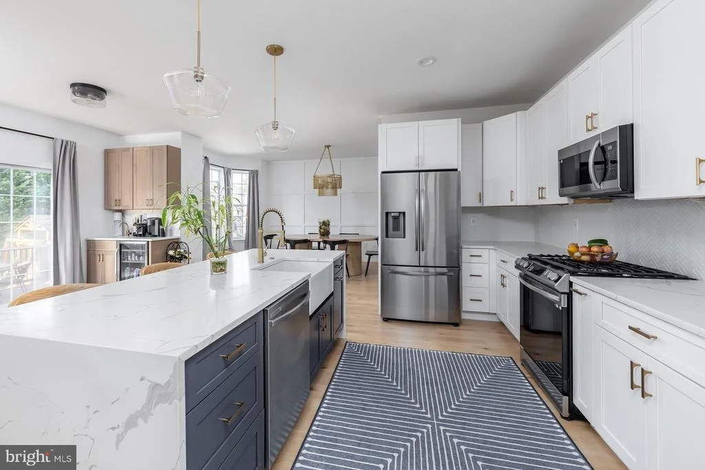 Photo of 658 WORCESTER DRIVE