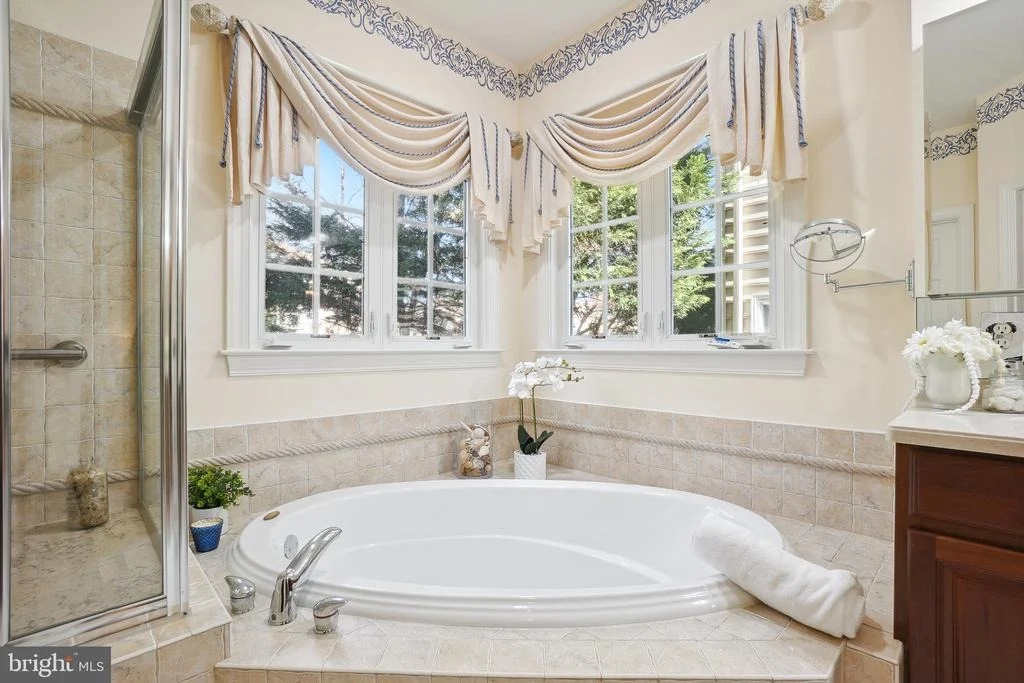 Photo of 3725 GLEN EAGLES DRIVE