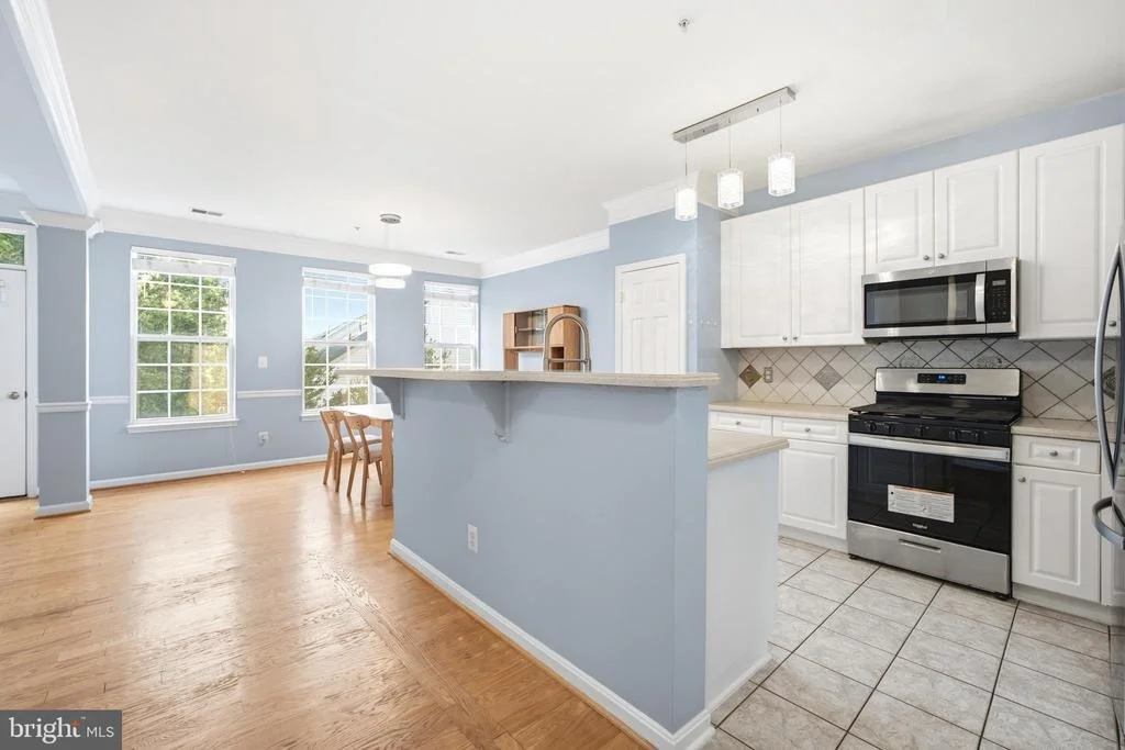 Photo of Unit 310 at 2665 MANHATTAN PLACE