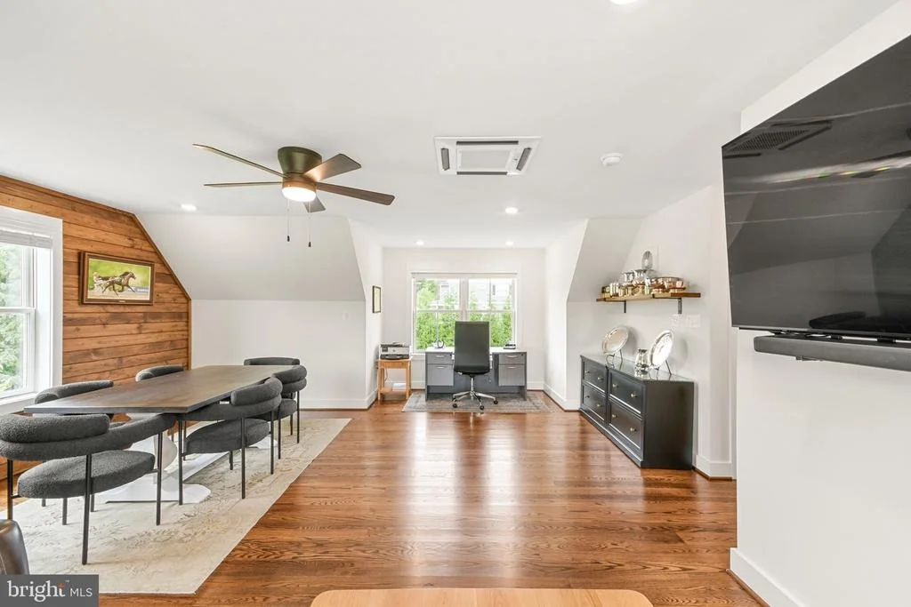 Photo of 8812 YELLOW SPRINGS ROAD