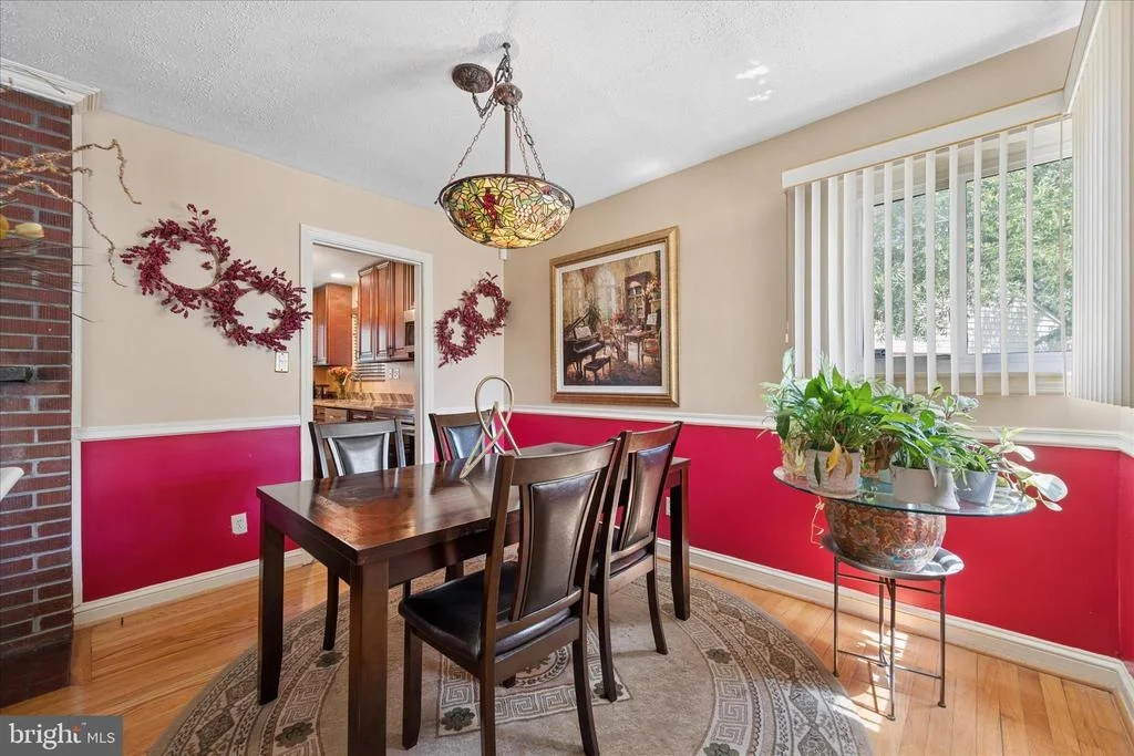 Photo of 6803 ADELPHI ROAD