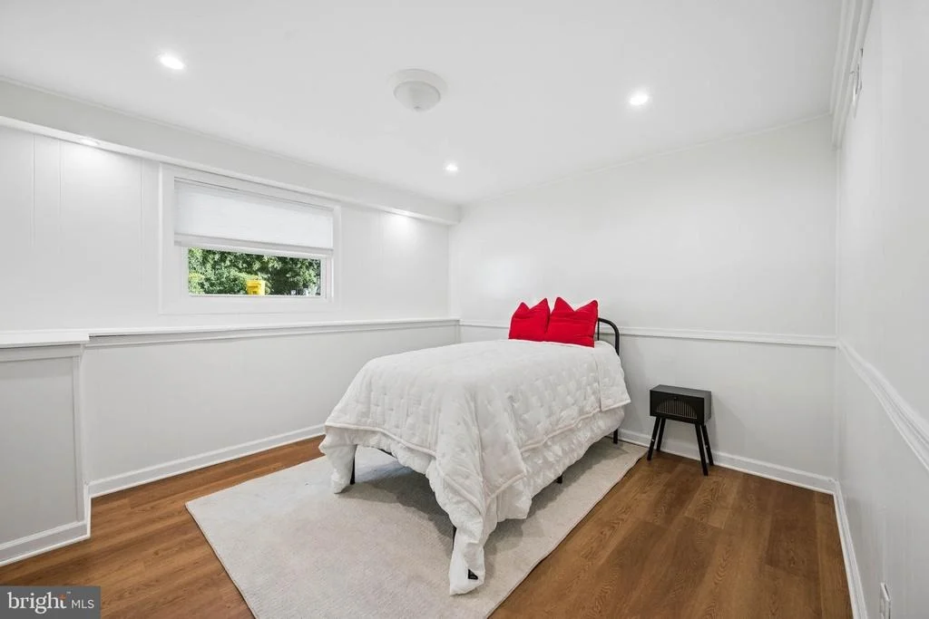 Photo of 1365 MOYER ROAD
