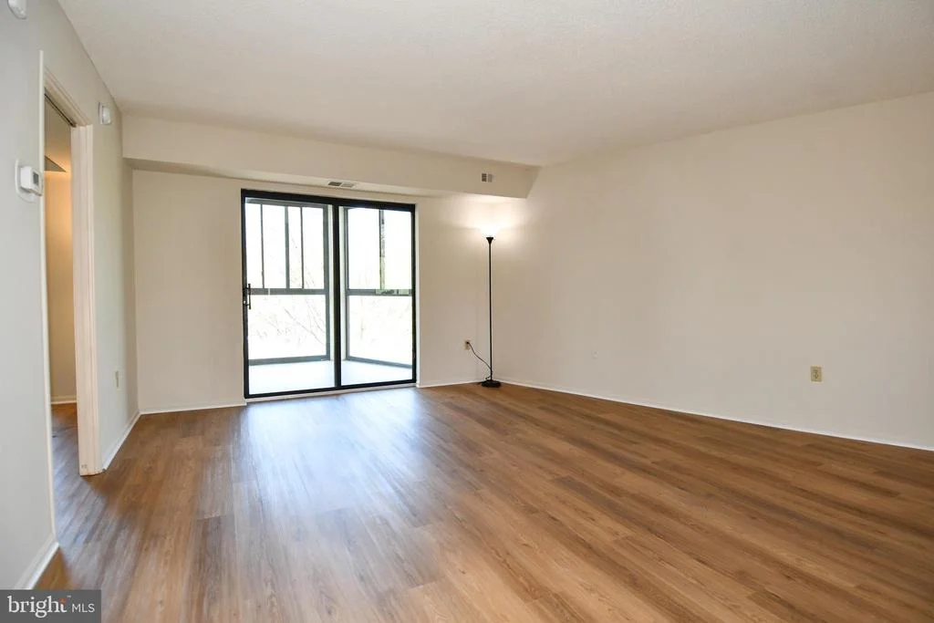Photo of Unit 1526 at 15101 INTERLACHEN DRIVE