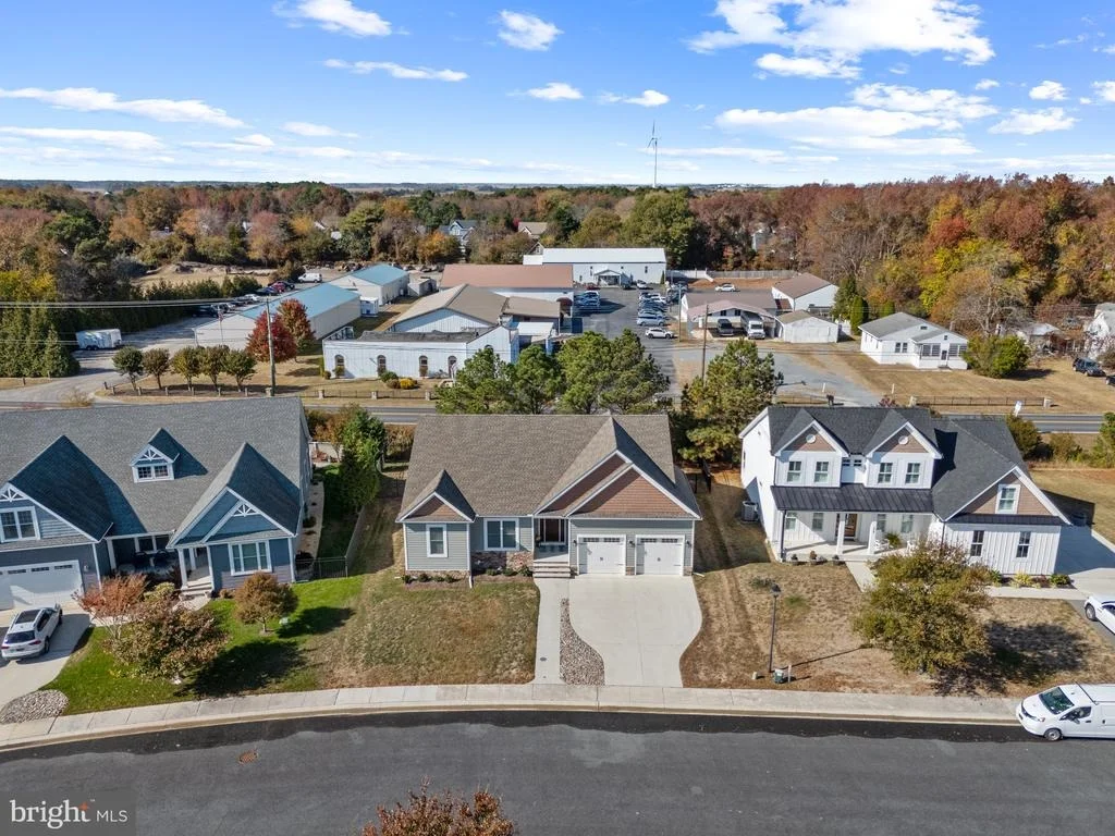 Photo of 226 UNIVERSITY DRIVE