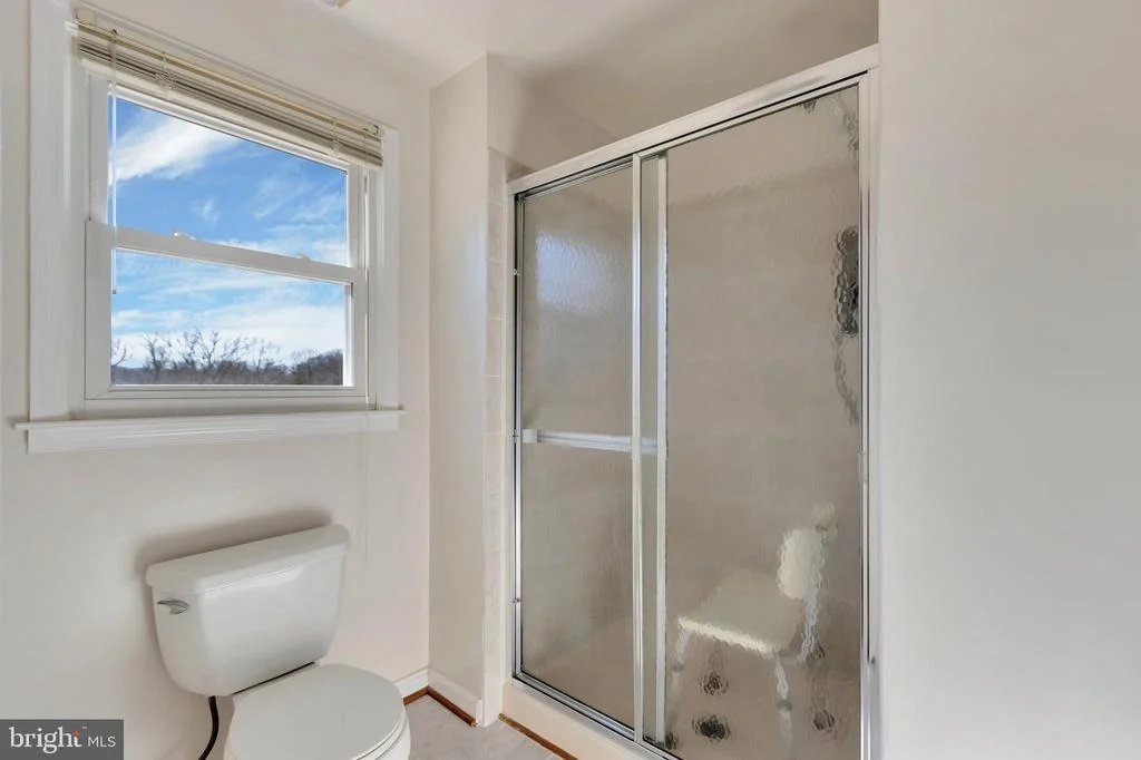 Photo of 2228 DECKMAN LANE