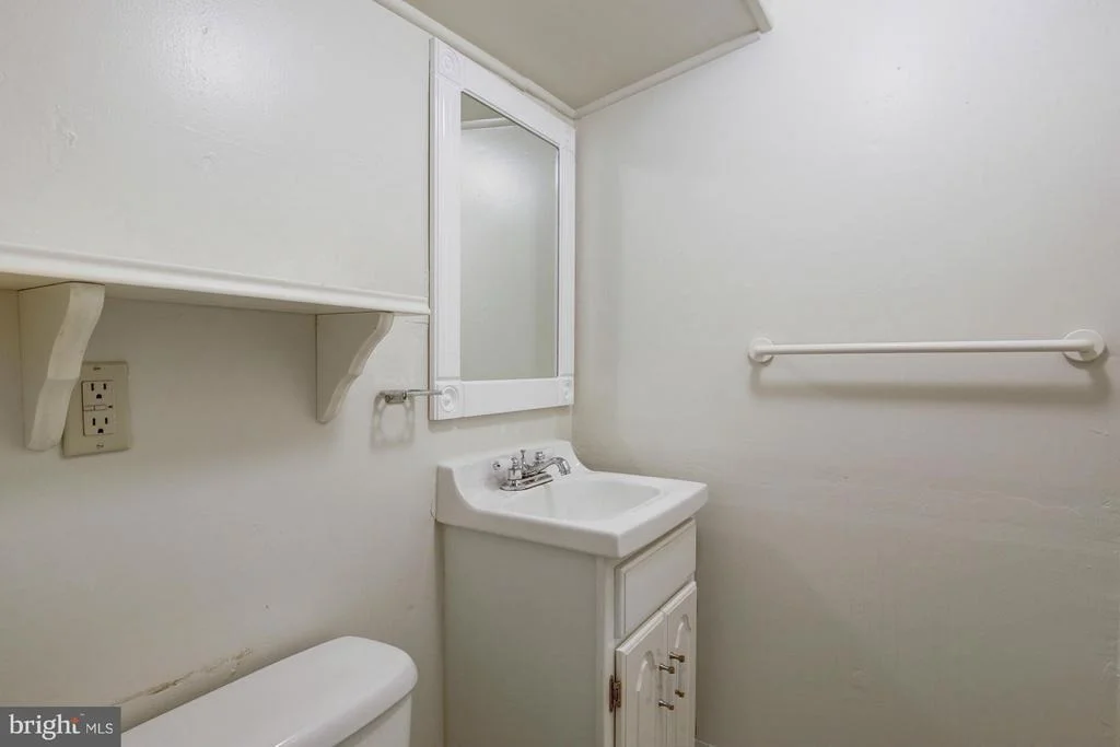 Photo of 3308 JONES BRIDGE ROAD