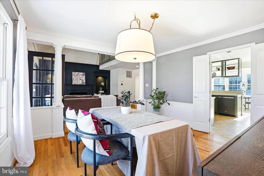 Photo of 2379 BEAR DEN ROAD