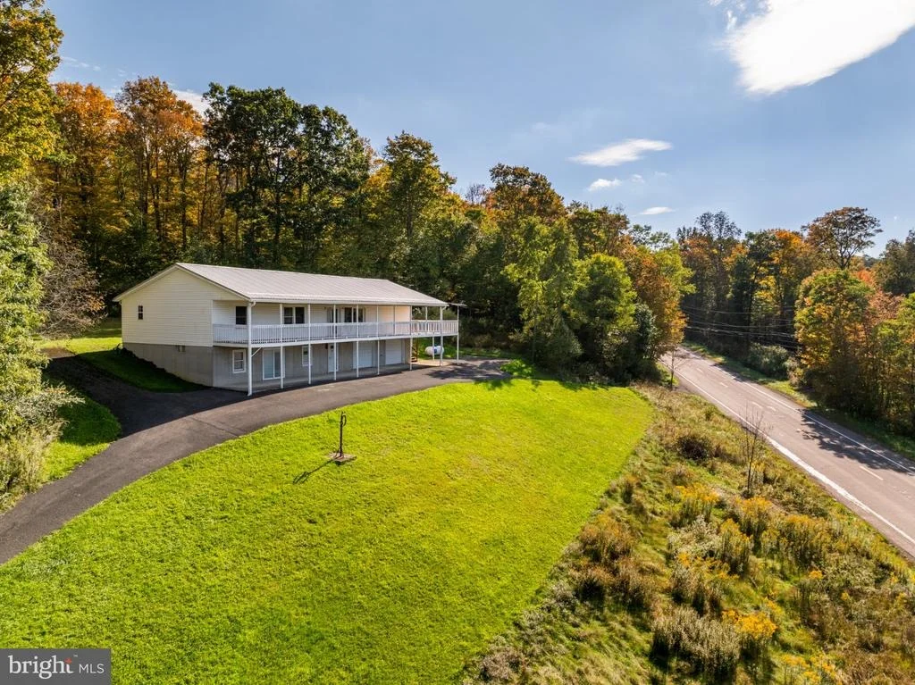 Photo of 2092 GORMAN ROAD