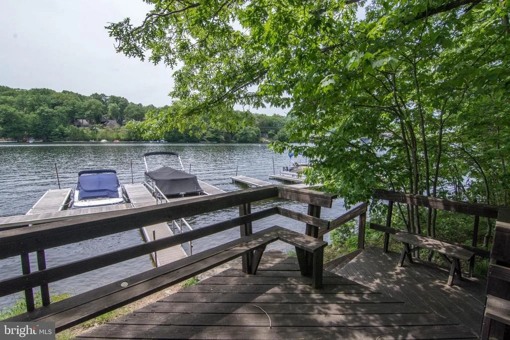 Photo of 723 PINNACLE DRIVE
