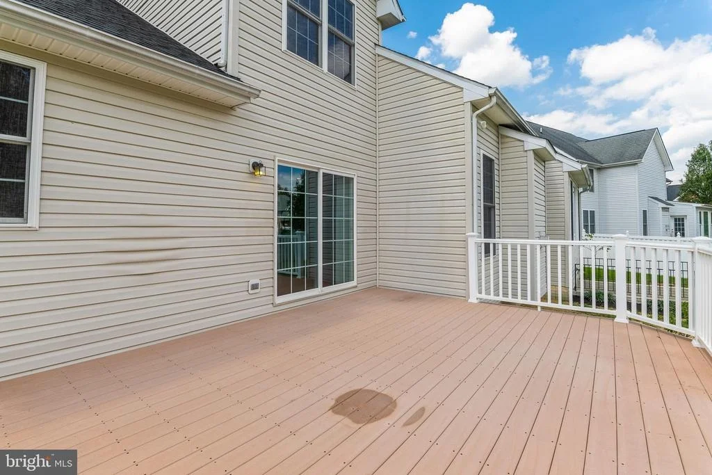 Photo of 457 UNIVERSITY DRIVE