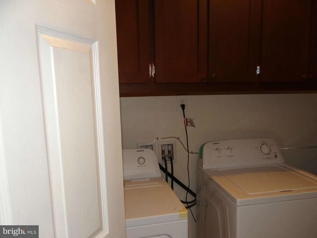 Photo of 10418 MADISON DRIVE