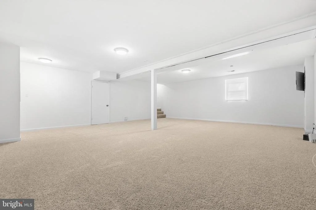 Photo of 6640 PARK HALL DRIVE