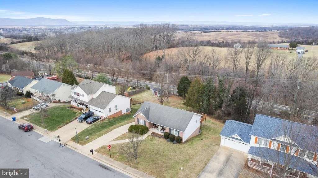 Photo of 1076 STUART DRIVE